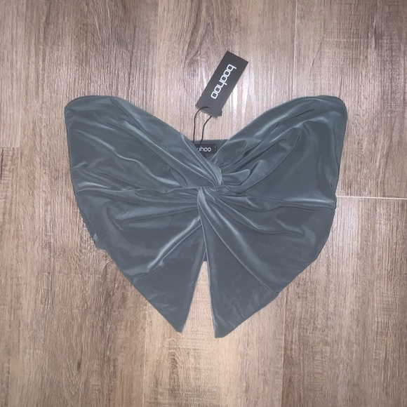 Boohoo SLINKY TWIST FRONT BANDEAU - Picture 5 of 7
